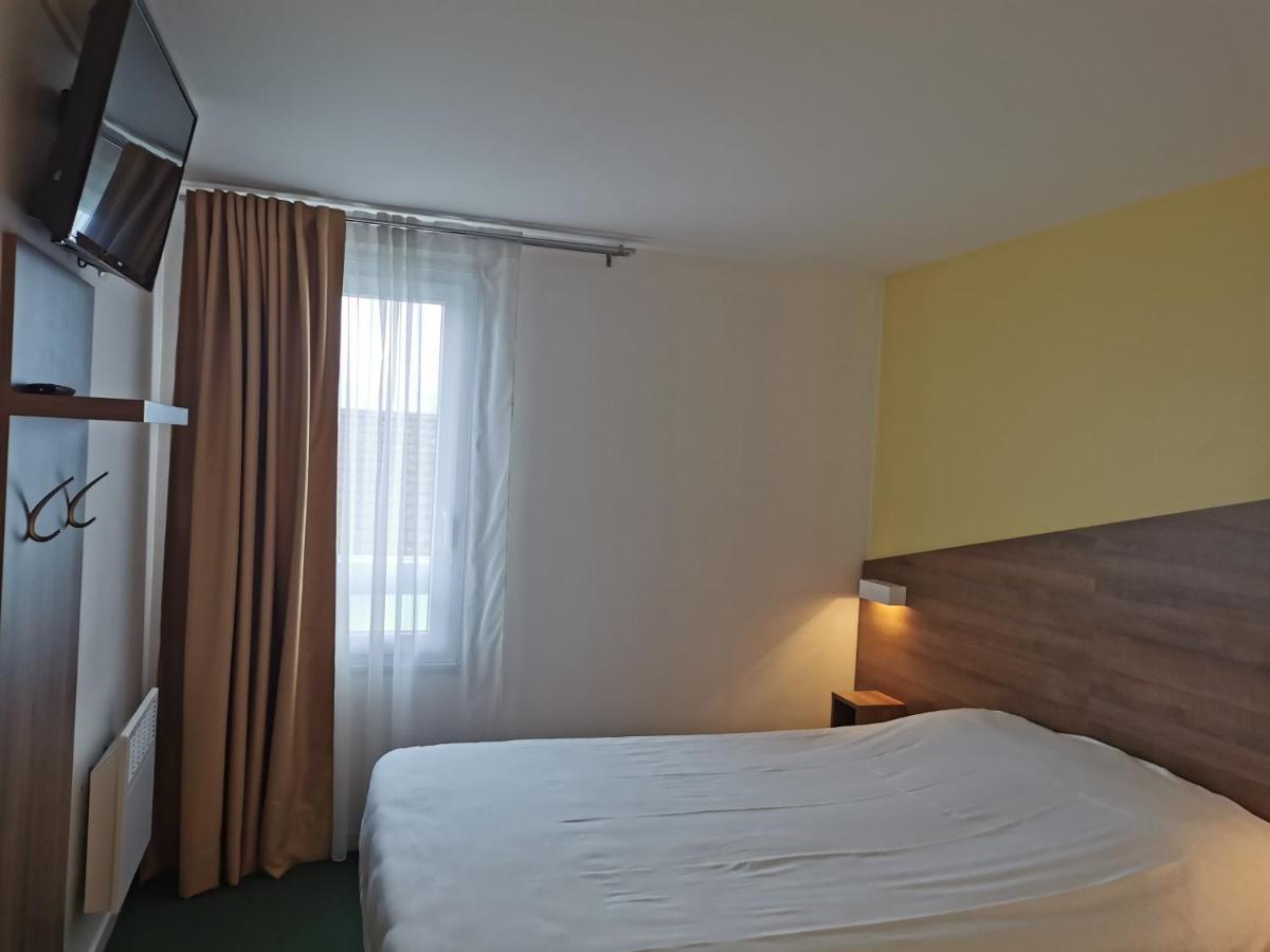 Fasthotel Paris Ouest Bouafle Exterior photo