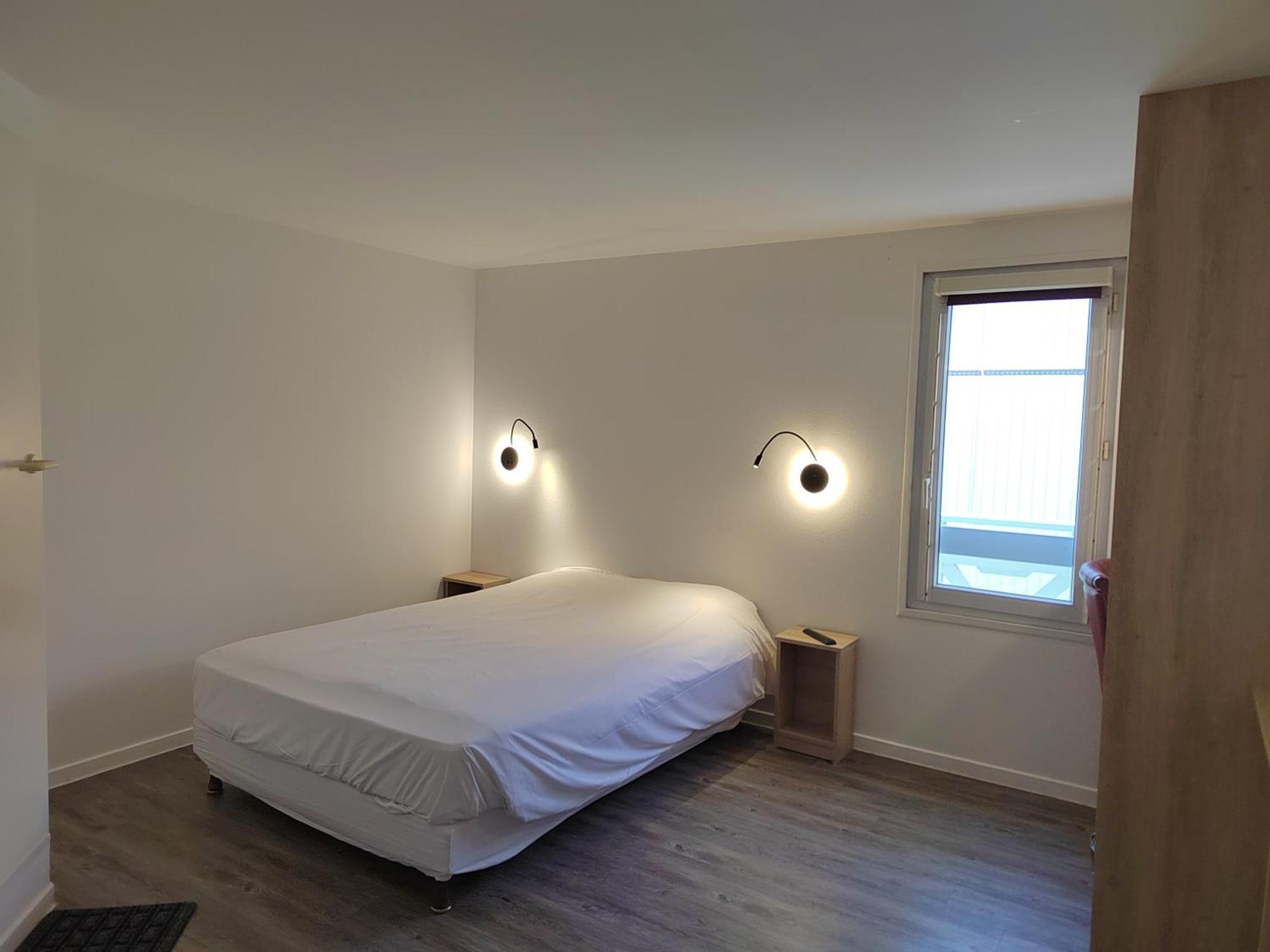 Fasthotel Paris Ouest Bouafle Exterior photo