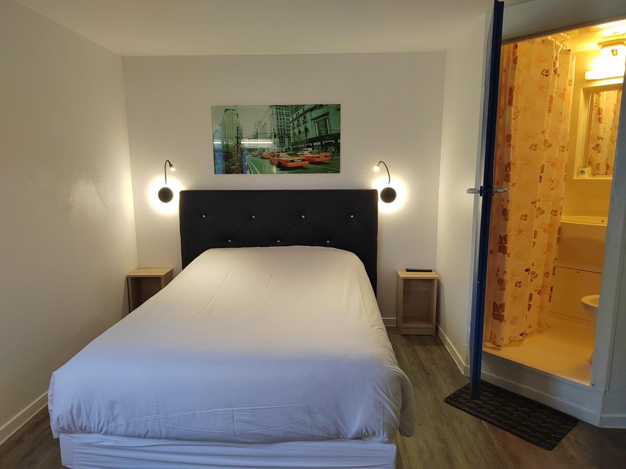 Fasthotel Paris Ouest Bouafle Exterior photo